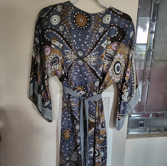 M. Kalan Designer Dress - Picture 2 of 2